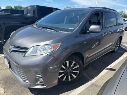 Used 2018 Toyota Sienna XLE