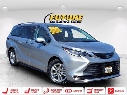 Used 2022 Toyota Sienna Limited