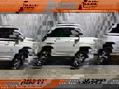 New 2025 Jeep Grand Cherokee Limited w/ Trailer Tow Package