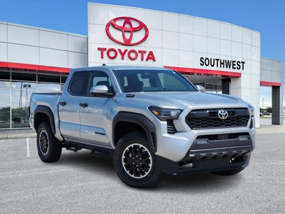 New 2025 Toyota Tacoma SR5
