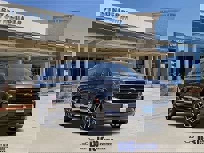 Used 2024 Chevrolet Suburban RST w/ Luxury Package