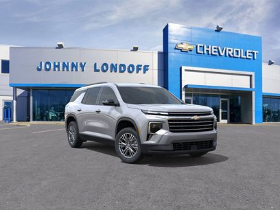 New 2025 Chevrolet Traverse LT