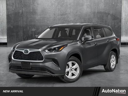 New 2025 Toyota Highlander LE