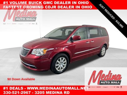 Used 2016 Chrysler Town & Country Touring w/ Driver Convenience Group