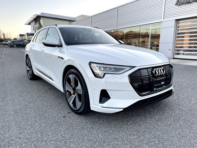Certified 2022 Audi e-tron Premium Plus w/ Premium Plus Package