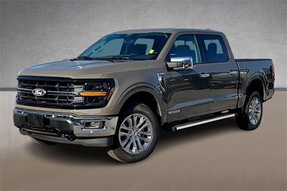 New 2025 Ford F150 XLT w/ Equipment Group 302A MID