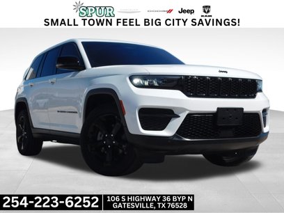 Used 2023 Jeep Grand Cherokee Altitude