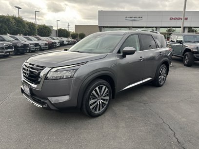 Used 2022 Nissan Pathfinder Platinum w/ Cargo Package
