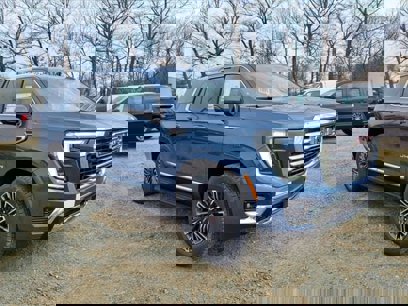 New 2025 GMC Yukon Elevation