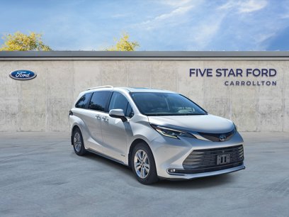 Used 2021 Toyota Sienna Platinum