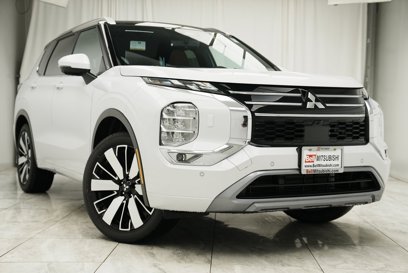 New 2025 Mitsubishi Outlander SEL