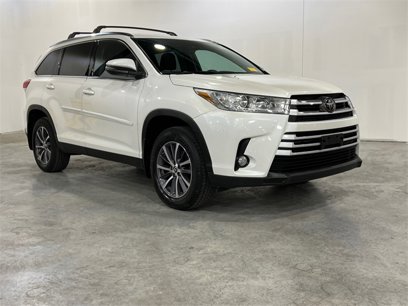 Used 2019 Toyota Highlander XLE