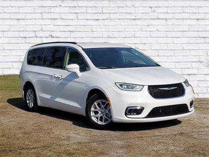 Used 2022 Chrysler Pacifica Touring-L