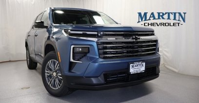 New 2025 Chevrolet Traverse LT w/ Driver Confidence Package