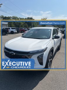 New 2025 Chevrolet Trax RS w/ Sunroof Package