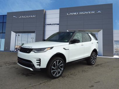 New 2025 Land Rover Discovery Dynamic SE