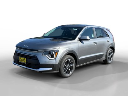 New 2025 Kia Niro LX