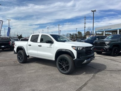 New 2025 Chevrolet Colorado Trail Boss w/ Midnight Edition