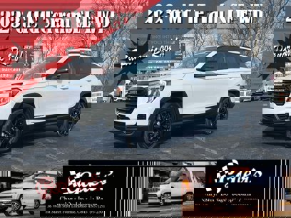 Used 2023 GMC Terrain SLE w/ Driver Convenience Package
