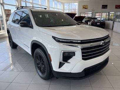New 2025 Chevrolet Traverse LT