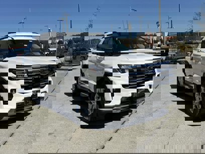 New 2025 Ford Explorer Active w/ Active Comfort Package