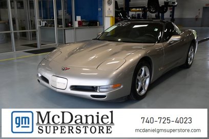 Used 2000 Chevrolet Corvette Coupe w/ Roof Pkg