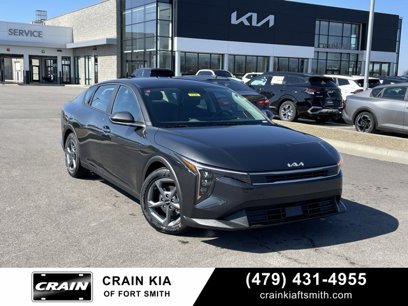 New 2025 Kia K4 LXS