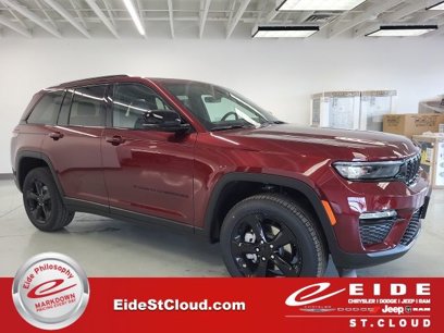 New 2025 Jeep Grand Cherokee Limited w/ Black Appearance Package