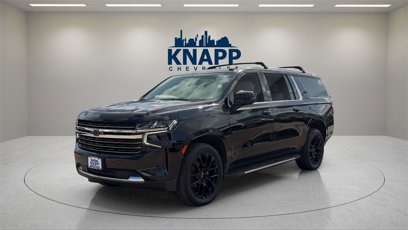 Used 2022 Chevrolet Suburban LT w/ LT Signature Package