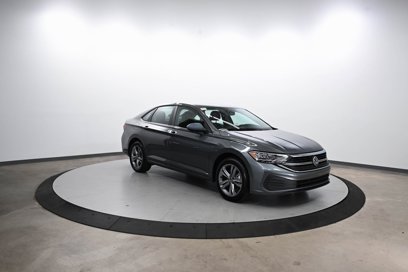 Used 2024 Volkswagen Jetta SE