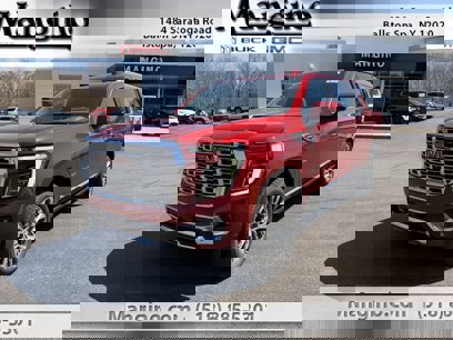 New 2025 GMC Yukon XL Denali w/ Denali Reserve Package