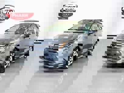 New 2025 Toyota Corolla LE