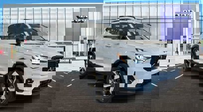 New 2026 Volvo XC40 B5 Plus w/ Protection Package Premier