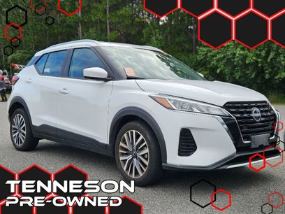 Used 2024 Nissan Kicks SV