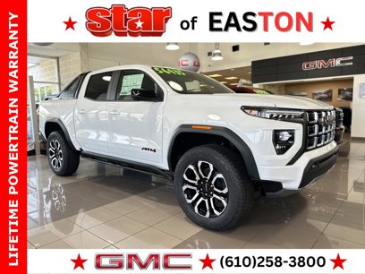 New 2025 GMC Canyon AT4 w/ Nightfall Edition