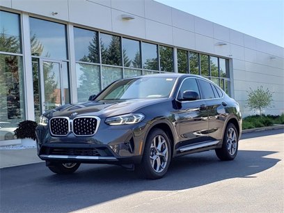 New 2025 BMW X4 xDrive30i w/ Premium Package