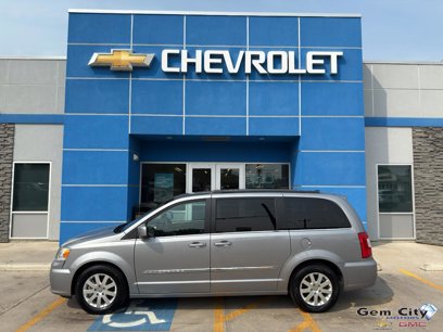 Used 2014 Chrysler Town & Country Touring