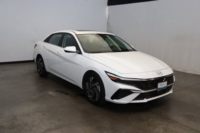 Certified 2024 Hyundai Elantra SEL w/ Convenience Package