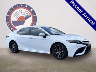 Used 2024 Toyota Camry SE