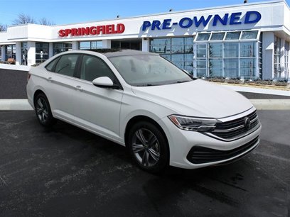 Used 2024 Volkswagen Jetta SE w/ Panoramic Sunroof Package