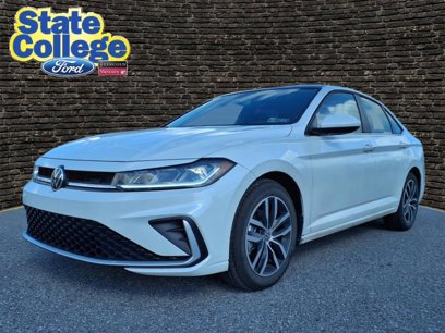 Used 2025 Volkswagen Jetta SE