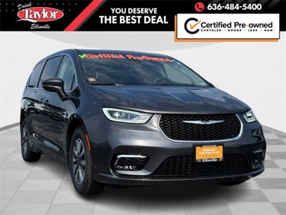 Certified 2022 Chrysler Pacifica Touring-L