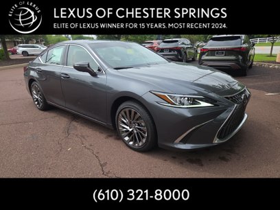 New 2025 Lexus ES 300h w/ Luxury Package