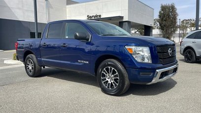 Used 2022 Nissan Titan SV