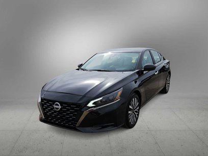 Used 2025 Nissan Altima 2.5 SV