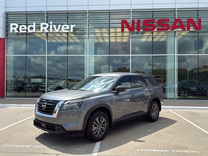 New 2025 Nissan Pathfinder S