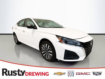 Used 2024 Nissan Altima 2.5 SV