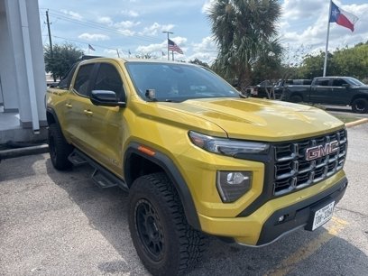 Used 2023 GMC Canyon AT4 w/ LPO, Sports Bar Package