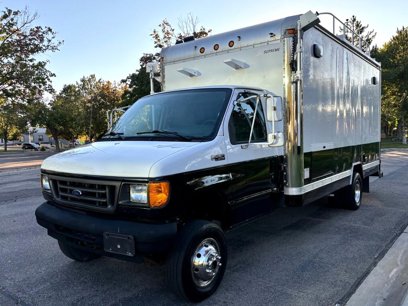 Used 2005 Ford E-450 and Econoline 450