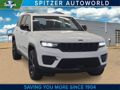 Used 2023 Jeep Grand Cherokee Altitude